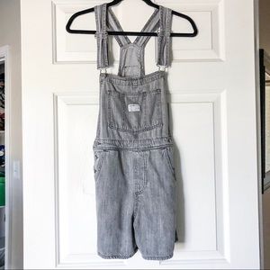 Levi’s overall shorts